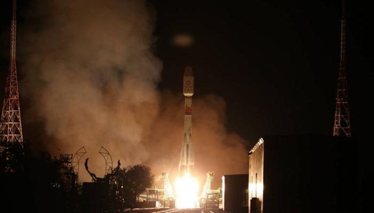 صاروخ "سويوز" الروسي ينطلق إلى الفضاء