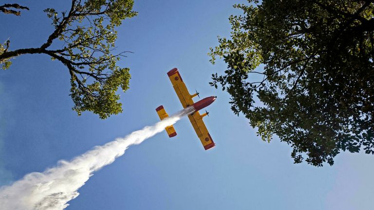 طائرة كنادير - أرشيفية