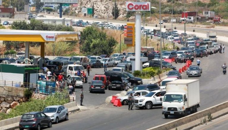 تأثير خفض دعم الوقود سيطول الجميع في لبنان