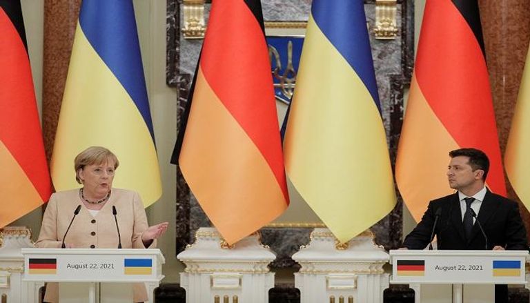  لقاء المستشارة الألمانية والرئيس الأوكراني في كييف