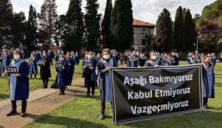 احتجاجات رافضة لرئيس الجامعة الجديد المعين من قبل أردوغان