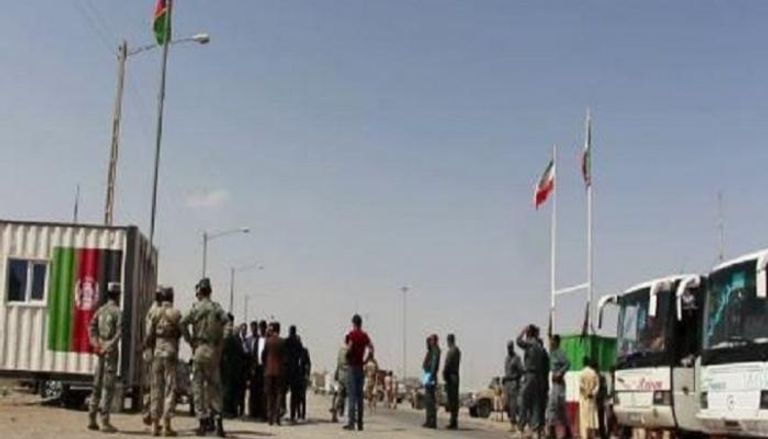 معبر حدودي بين إيران وأفغانستان