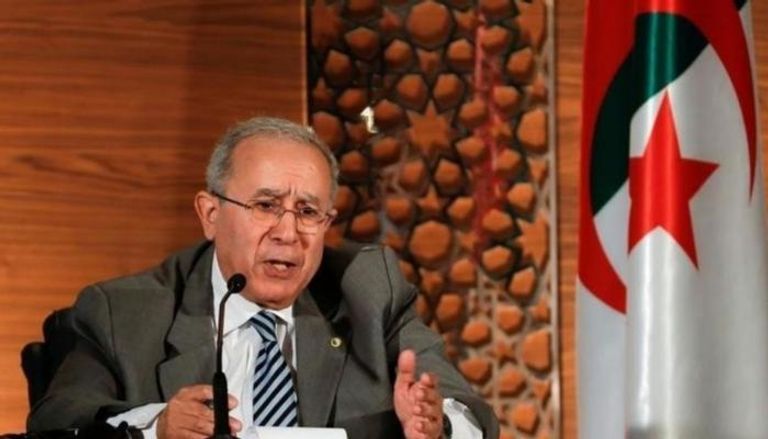 وزير الخارجية الجزائري رمطان لعمامرة. (أرشيفية)