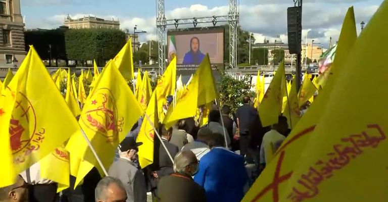 جانب من احتجاجات معارضين إيرانيين في السويد