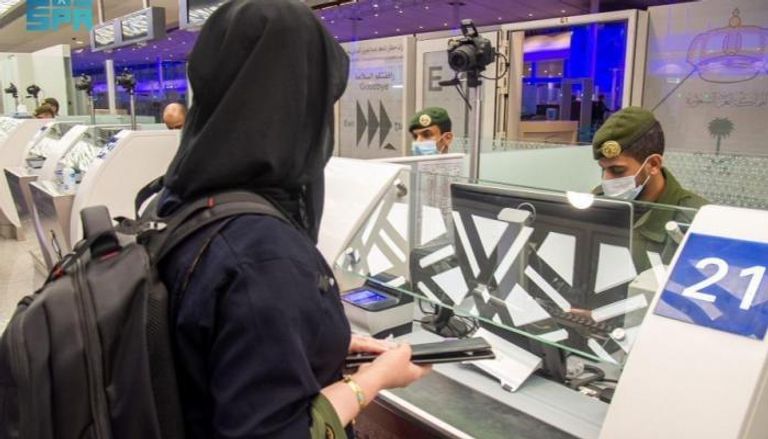 استئناف فتح الطيران السعودي للمقيمين داخل المملكة