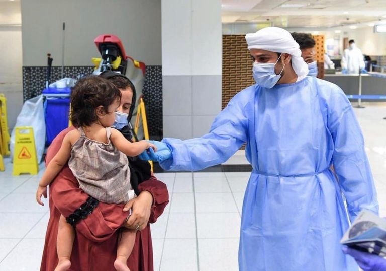 جانب من استضافة الإمارات للعائلات الأفغانية جانب من استضافة الإمارات للعائلات الأفغانية