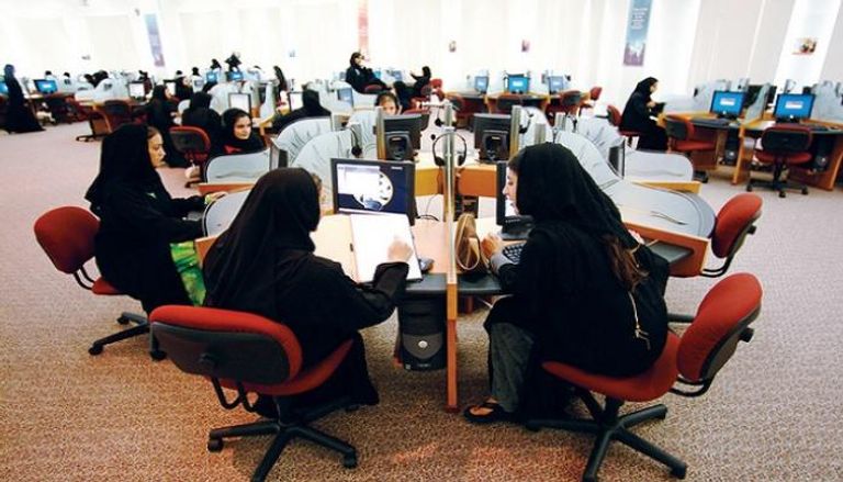 الإماراتيات تستحوذن على حصة هائلة من الوظائف