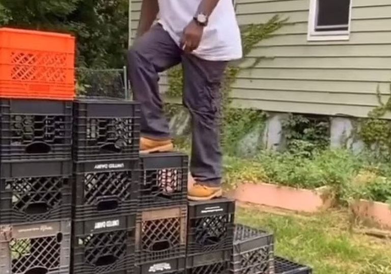 تيك توك تحظر "صندوق الحليب"