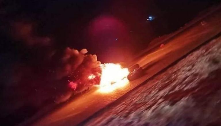قطع طريق بحرق الإطارات ضمن احتجاج أهالي ترهونة ضد المليشيات