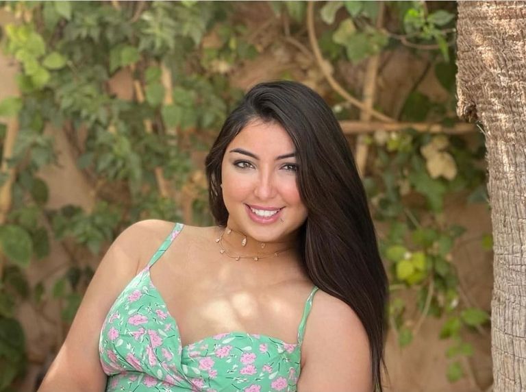 الفنانة المغربية دنيا بطمة