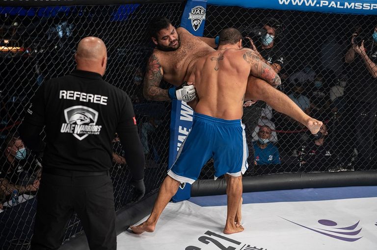 البرازيلي فاجنر بيريرا فاز على اللبناني شيربل دياب بطولة محاربي الإمارات 21 شهدت إثارة كبيرة