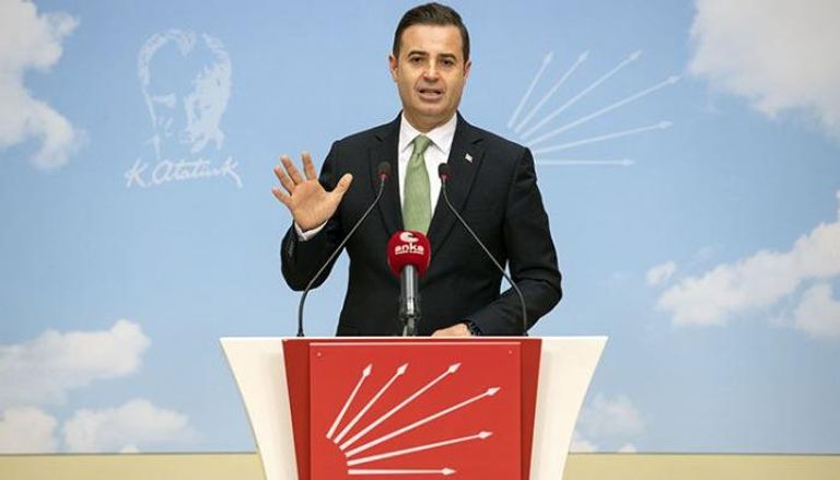 المعارض التركي أحمد آقين