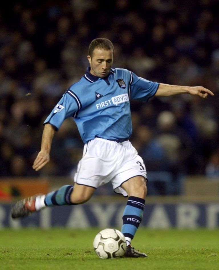 جمال بلماضي الجزائري رياض محرز مهاجم مانشستر سيتي