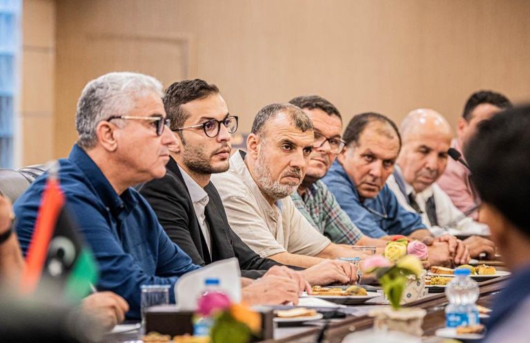 وفد قبلي يزور مصراتة