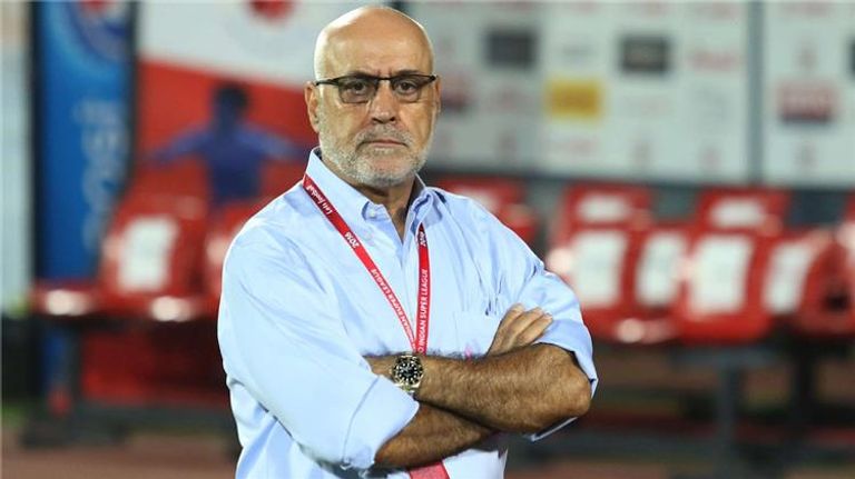 فينجادا المدير الفني لاتحاد الكرة المصري حسام البدري مدرب منتخب مصر