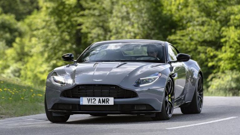 طراز Aston Martin DB11 DBS Superleggera