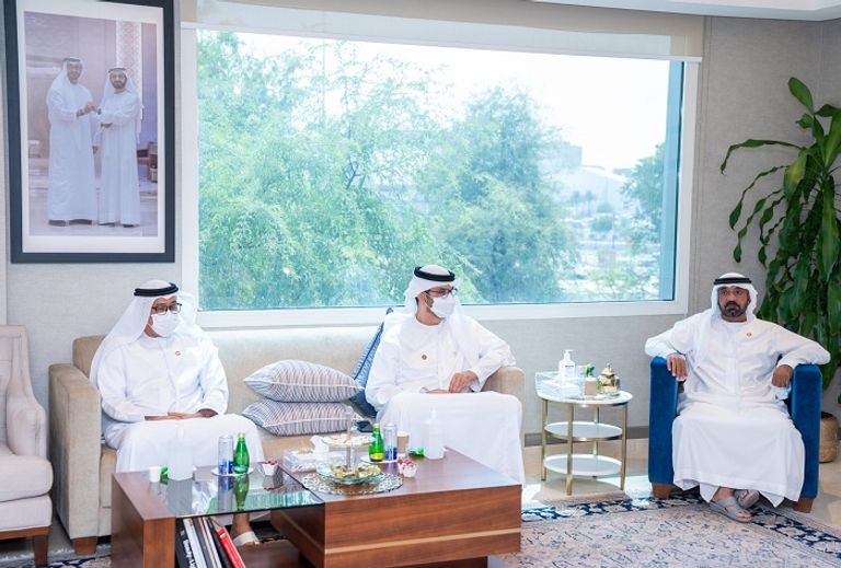 جانب من اجتماع أعضاء اللجنة العليا لإكسبو 2020 دبي