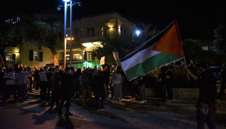 أعمال العنف التي وقعت في اللد القريبة من تل أبيب