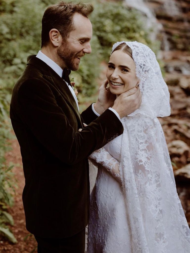 زفاف الممثلة البريطانية ليلي كولنز من المخرج شارلي ماكدويل في ولاية كولورادو الأمريكية. زواج الممثلة البريطانية ليلي كولنز