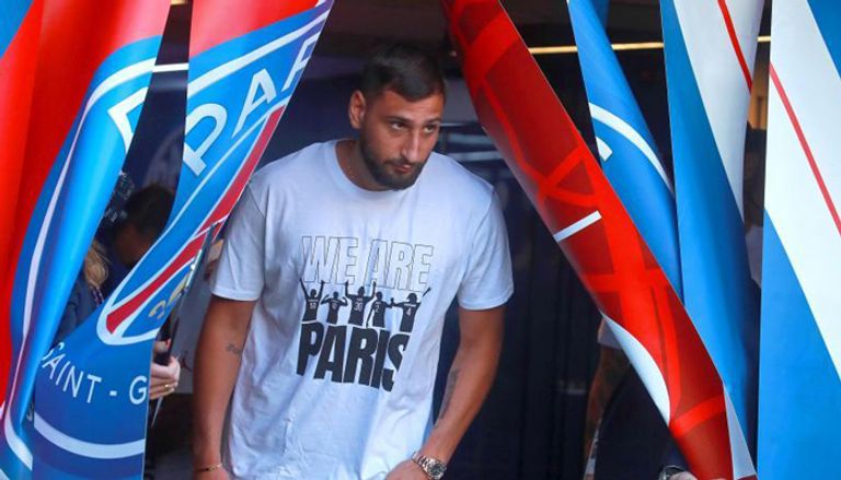 جيانلويجي دوناروما حارس مرمى منتخب إيطاليا رونالد كومان مدرب برشلونة