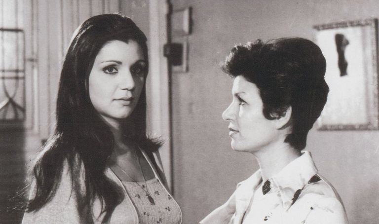 الفنانة إنعام سالوسة