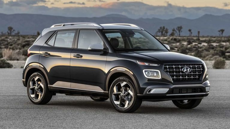 طراز Hyundai Venue طراز بي إم دبليو X3