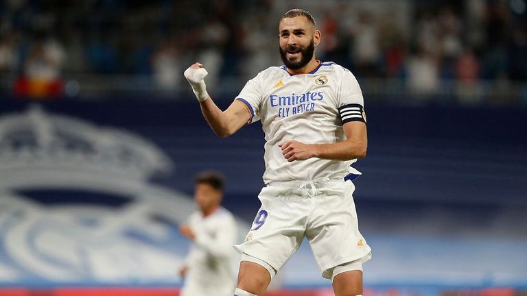 كريم بنزيما مهاجم ريال مدريد هداف الدوري الإسباني كريم بنزيما مهاجم ريال مدريد