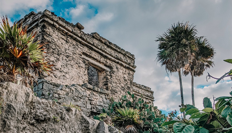 برج إيفل في باريس - أرشيف