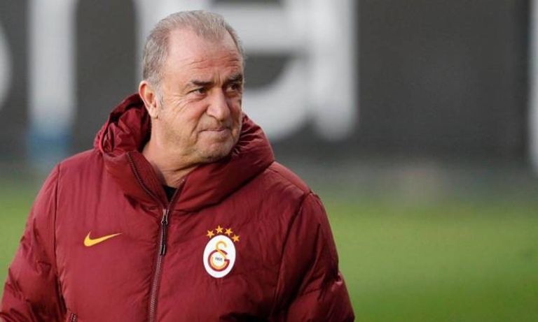 فاتح تريم مصطفى محمد مهاجم جالطة سراي