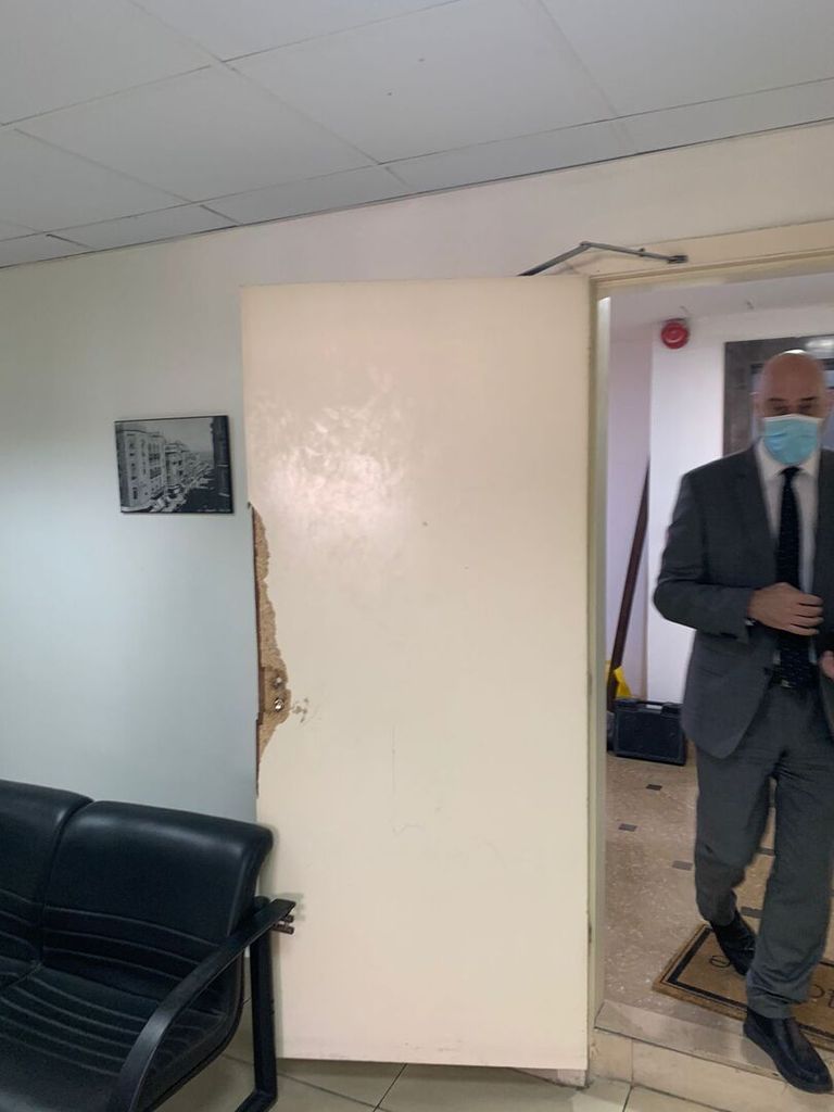 عكر أثناء دخولها لمقر وزارة الخارجية اللبنانية