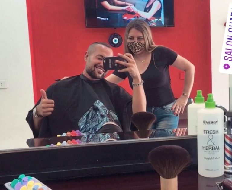 اللبنانية غادة كعكاني تمارس عملها