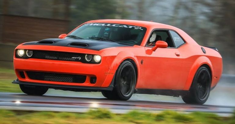 طراز Dodge Challenger SRT Hellcat  طراز Chevrolet Camaro
