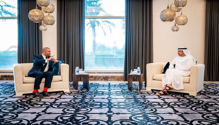 لقاء سابق بين الشيخ محمد بن زايد آل نهيان ورئيس وزراء بريطانيا