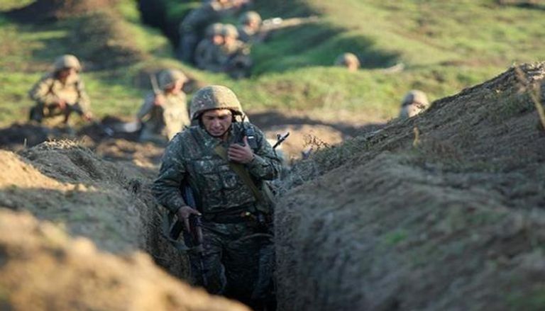 قوات أرمينية على الحدود مع أذربيجان- أرشيفية
