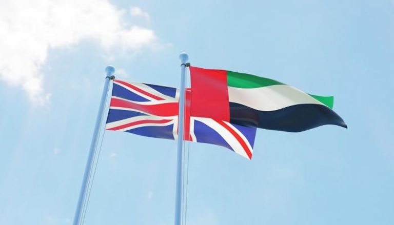 علما الإمارات  والمملكة المتحدة