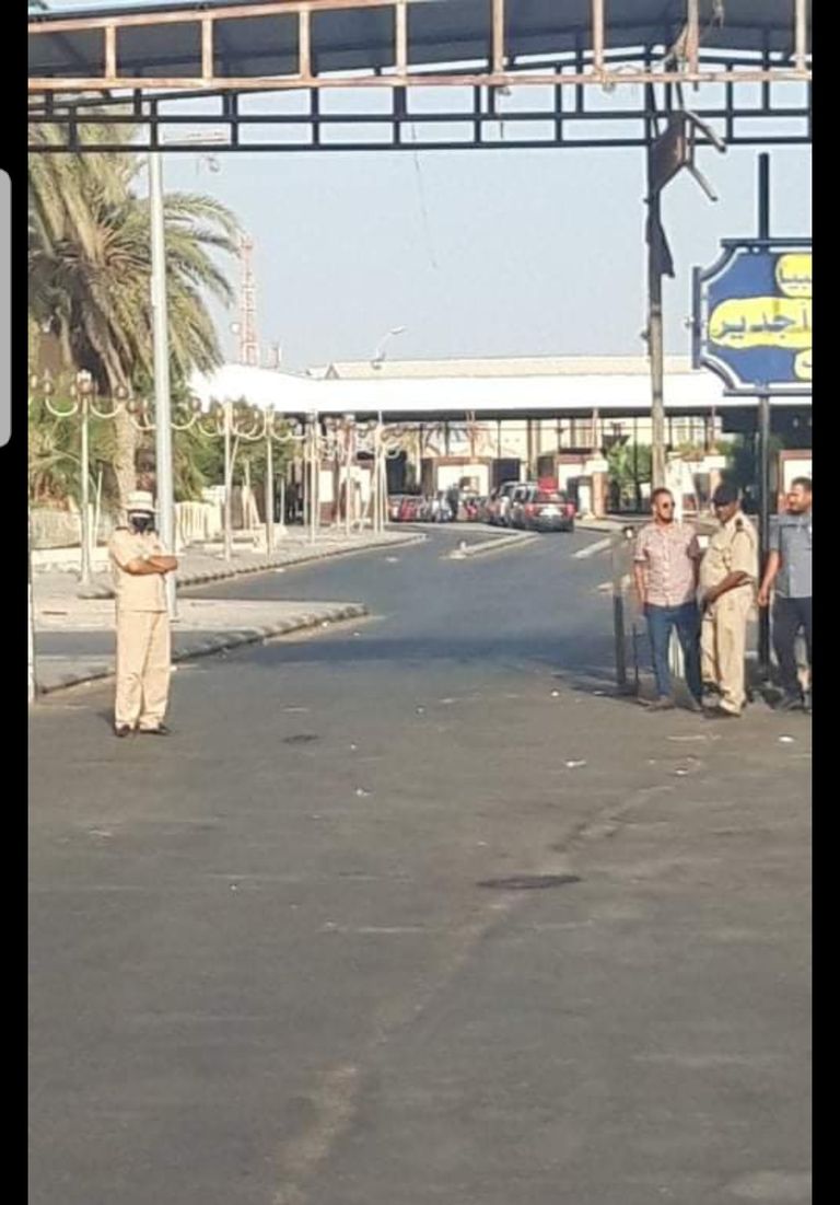 معبر رأس جدير الحدودي بين تونس وليبيا