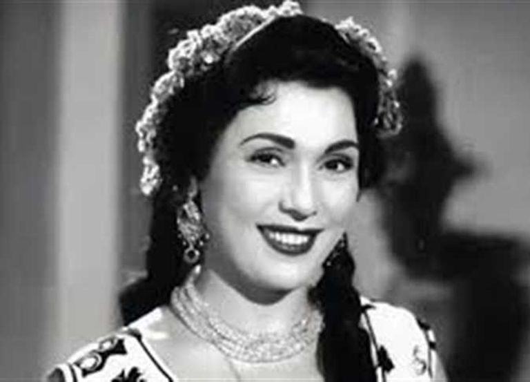 الفنانة فيفي عبده