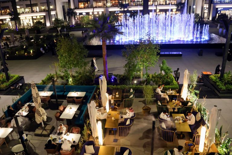 كورونا ينعش السياحة الداخلية في السعودية