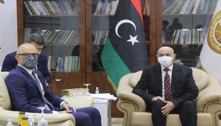 جانب من لقاء رئيس مجلس النواب الليبي والمبعوث الإيطالي