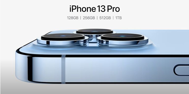 كاميرا هاتف آيفون 13 برو آيفون 13 برو وبرو ماكس أثناء الإعلان عنهما في مؤتمر أبل