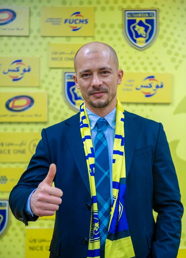 مانو مينيز مدرب النصر السعودي السابق