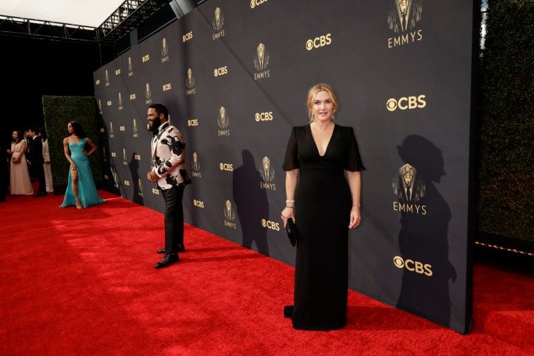 نجمات العالم في حفل توزيع جوائز الإيمي 2021