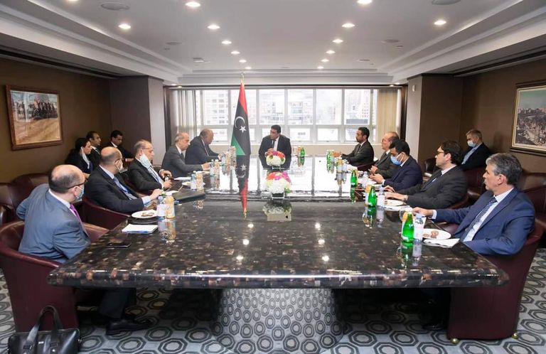 وزير الخارجية المصري ورئيس المجلس الرئاسي الليبي 