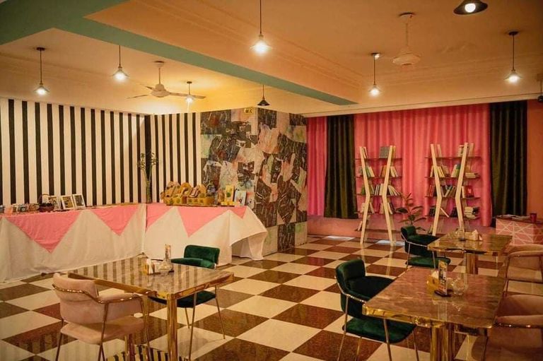 ركن البازار في نادي نساء الموصل