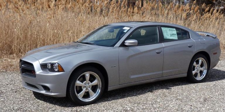 143-095555-you-should-never-buy-these-american-cars-used-9.jpeg