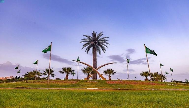 ميادين السعودية تتزين بالأعلام ابتهاجا باليوم الوطني الـ91 