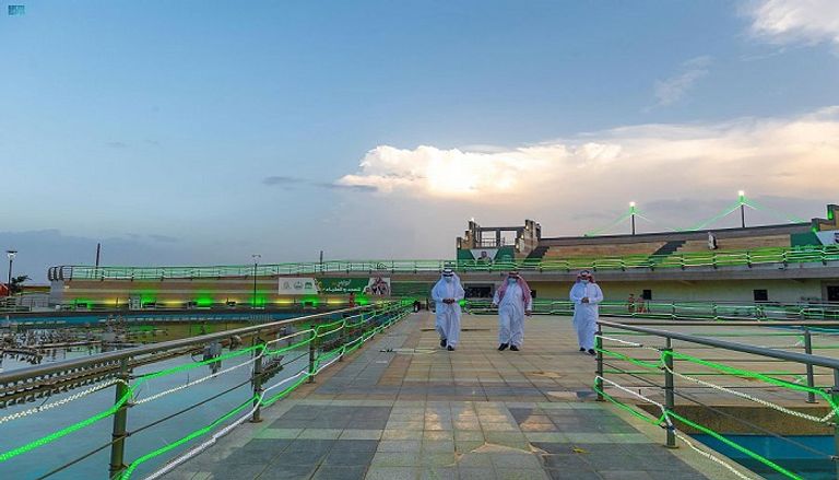 ميادين السعودية تتزين بالأعلام ابتهاجا باليوم الوطني الـ91 