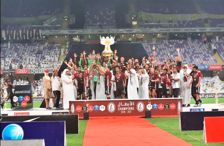 شباب الأهلي بطل الموسم الماضي