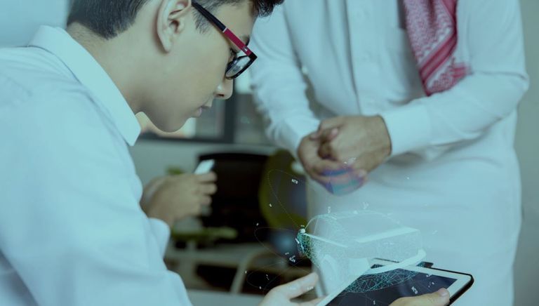 التنمية البشرية ترتكز على تطوير أساس تعليمي متين 