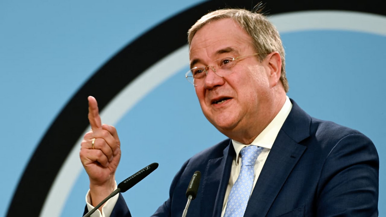 أرمين لاشيت خليفة ميركل ومرشح المستشارية